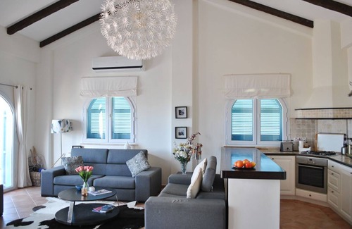 Zeytinlik Villa | Villa Karkot - Cuatro Habitaciones Villa, Capacidad 8