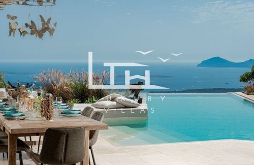 Arzachena Villa | Villa Karma, paraíso oculto