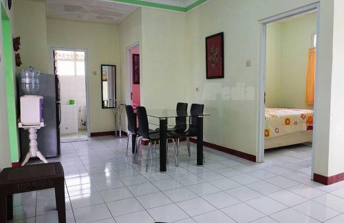 Ciloto Villa | Villa Kebun Teh, 4 Kamar, Kolam, Billiard