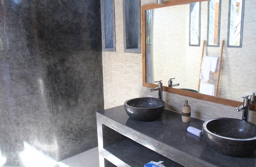 Kayu Putih Villa | Villa Kemuning - New Paradise 5 * en Lovina Beach