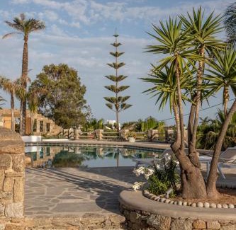 Plintri Villa | Villa Ker by Ethos Hospitality-6 Bedrooms