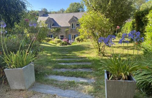 Clohars-Carnoet Casa | Villa Kergariou