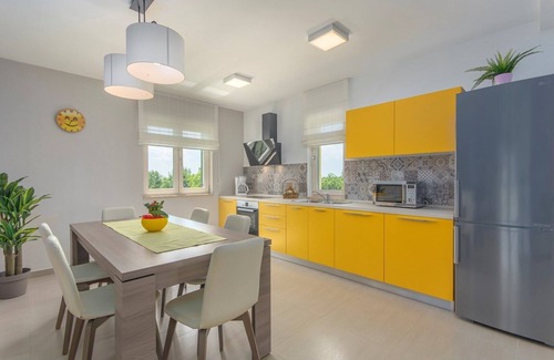 Marasi Villa | Villa Kiara with Swimming Pool