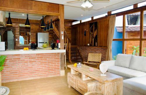 Purwakerti Villa | Villa Kintamani AMED