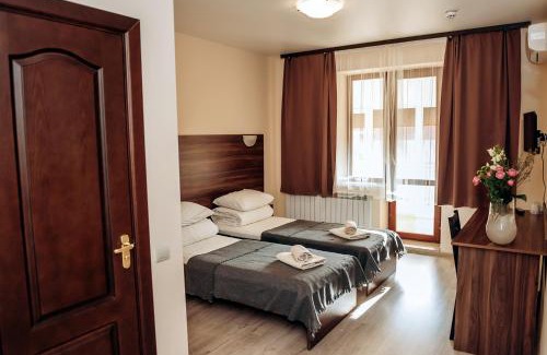 Bryukhovychi Casa | Villa Kmeller