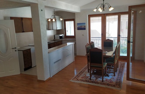 Ohrid Villa | Villa Koteski is a beautiful new villa in the center of Ohrid,300m from the lake