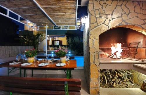Solin Casa | Villa KRNIC SOL - Split, Solin with a heated pool