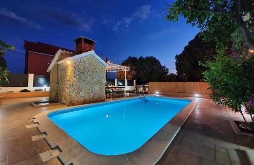Solin Casa | Villa KRNIC SOL - Split, Solin with a heated pool