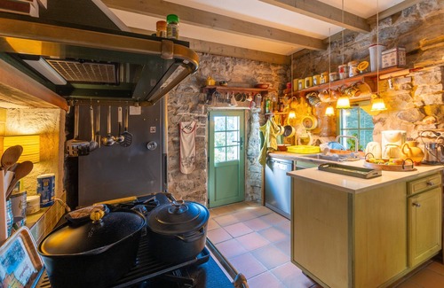 Les Vans Villa | Villa 'L'Elzède 4 people' with mountain view, private pool and Wi-Fi