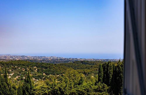 Tourrettes-sur-Loup Chalet De Esquí | VILLA L’HERBIER Sea & Montain vue in Tourrettes-sur-Loup