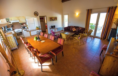 Joyeuse Villa | Villa con piscina privada y jacuzzi en el sur de Ardèche!