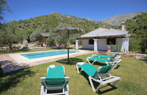 Alora Casa | Villa La Clavelina Rocabella