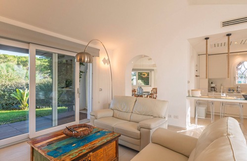 La Conia Villa | Villa 'La Conia' con vistas al mar, Wi-Fi y aire acondicionado