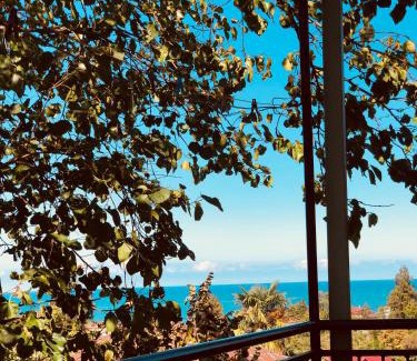 Khelvachauri Casa | Villa la familia
