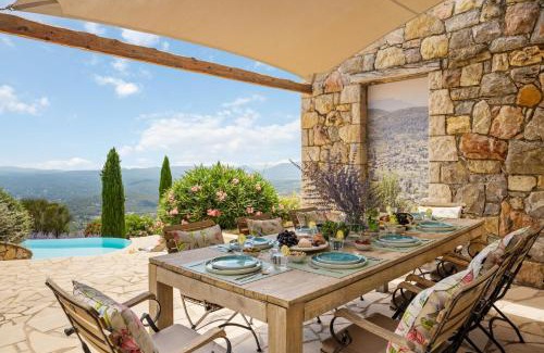 Seillans Casa | Villa La Genestière - Familienoase und Golfertraum mit Infinity-Pool und 180-Grad-Panoramablick bis zum Meer