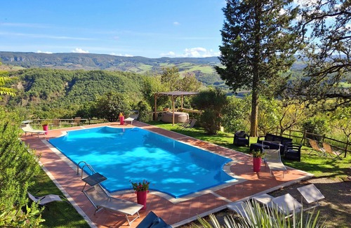 Il Poggio Villa | Villa La Magione d’Orcia by Fantasia Villas