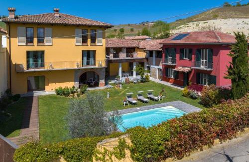 Canelli Villa | Villa La Martina by Italita