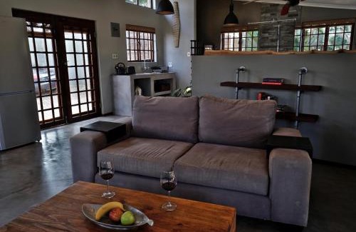 La Mercy Apartamento | Villa La Mercy Chalet No load shedding or water outages