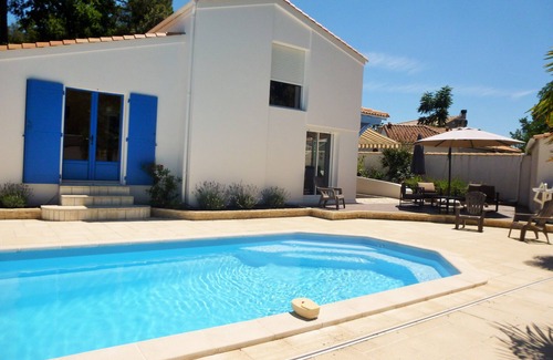 Les Mathes Casa | Villa la Palmyre con piscina privada climatizada.