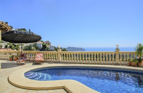 Benimeit Villa | Villa 'La Vista' con vistas al mar, Wi-Fi y aire acondicionado