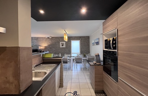 Kerherou Villa | PROMO Apartamento con piscina cubierta privada, sauna, futbolín a 300 m.
