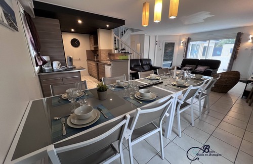 Kerherou Villa | PROMO Apartamento con piscina cubierta privada, sauna, futbolín a 300 m.