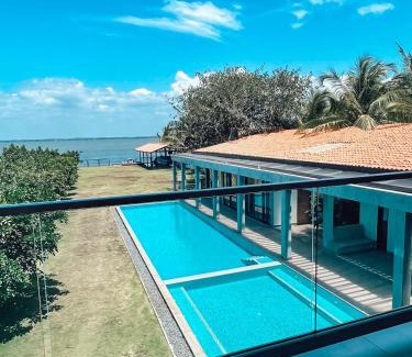 Negombo Villa | Villa Lagoonscape