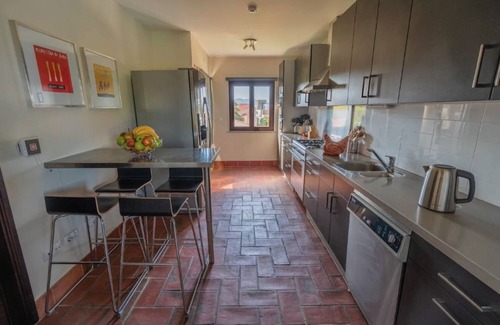 Olhao Villa | "Villa Laguna - Charmy Villa" con piscina privada, terrazas privadas y Wi-Fi