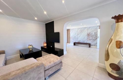 Bloubergstrand Casa | Villa Lamsyh- your second home