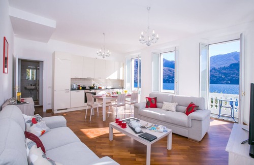 Carate Urio Apartamento | Villa Larius Balcone, Carate Urio, Italia