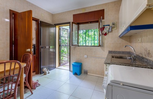Pinar de Campoverde Villa | Villa 'Las Pedrizas' con vistas a la montaña, piscina privada y Wi-Fi