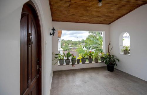 Kolonnawa Casa | Villa Lasama