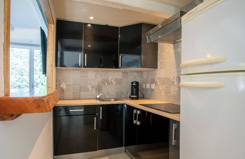 Cuers Villa | Villa 'Le Motu' con piscina privada, Wi-Fi y aire acondicionado