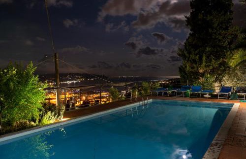 La Spezia Villa | Villa Le Palme Swimming-Pool & Relax in the Gulf of Poets