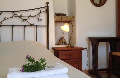 Kithira Casa | Villa Lemonia - Guest House
