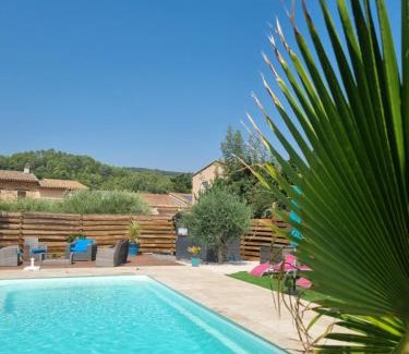 Le Luc Villa | Villa les 2 Oliviers