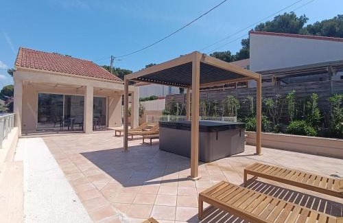 Les Sablettes Villa | Villa Les Deux Sœurs Bord de mer et Jacuzzi