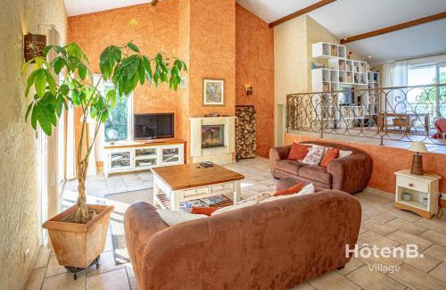 Eyjeaux Casa | Villa Les Papillons Haven of Peace and Comfort