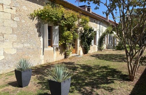 Festalemps Casa | Villa Leynie
