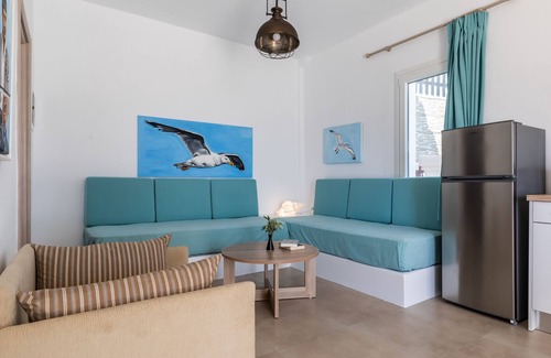 Skopelos Apartamento | Villa Liagka Apartments - fully Renovated with Pool and Superb Views