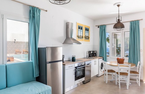 Skopelos Apartamento | Villa Liagka Apartments - fully Renovated with Pool and Superb Views