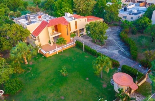 Bani Villa | Villa luz en Bani