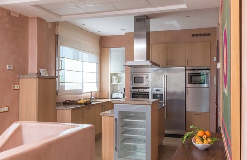 Benalup-Casas Vieja Casa | Villa Lila con piscina privada, jardín y Wi-Fi