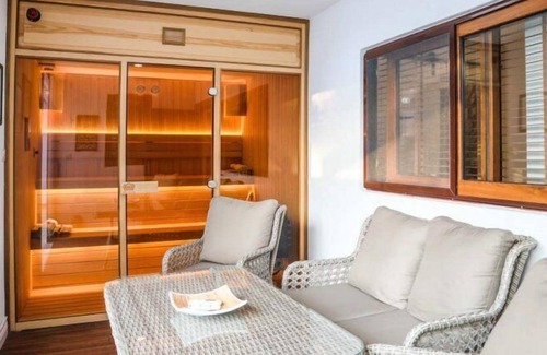 Bitez Villa | Villa Lillium - Una Habitación Villa, Capacidad 2