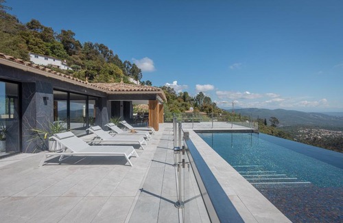Saint-Raphael Villa | Villa Linda Vista