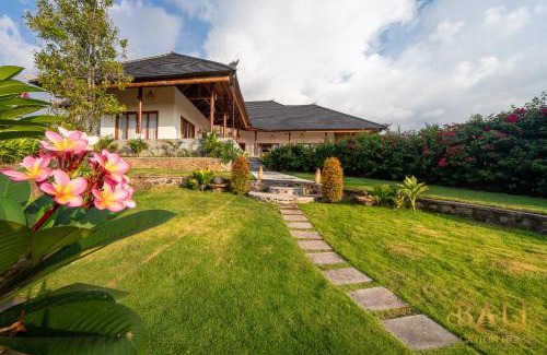 Sukasada Villa | Villa Linggah Longgah, Bali - Spectacular Clifftop Elegance!