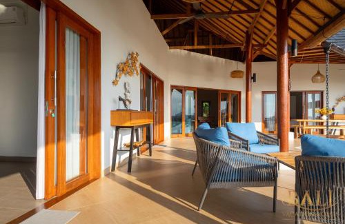 Sukasada Villa | Villa Linggah Longgah, Bali - Spectacular Clifftop Elegance!