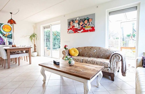 Wijchen Casa | Villa Lola Summary: V