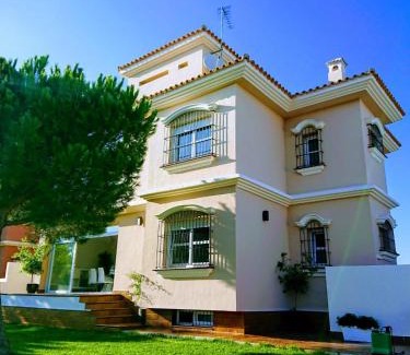 Campano Casa | Villa Loma Beach