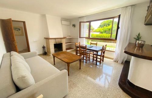 Ibiza Town Casa | Villa Los Robles en Playa den Bossa con Piscina Privada